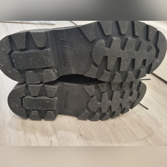 Timberland Boots - Picture 2 of 5